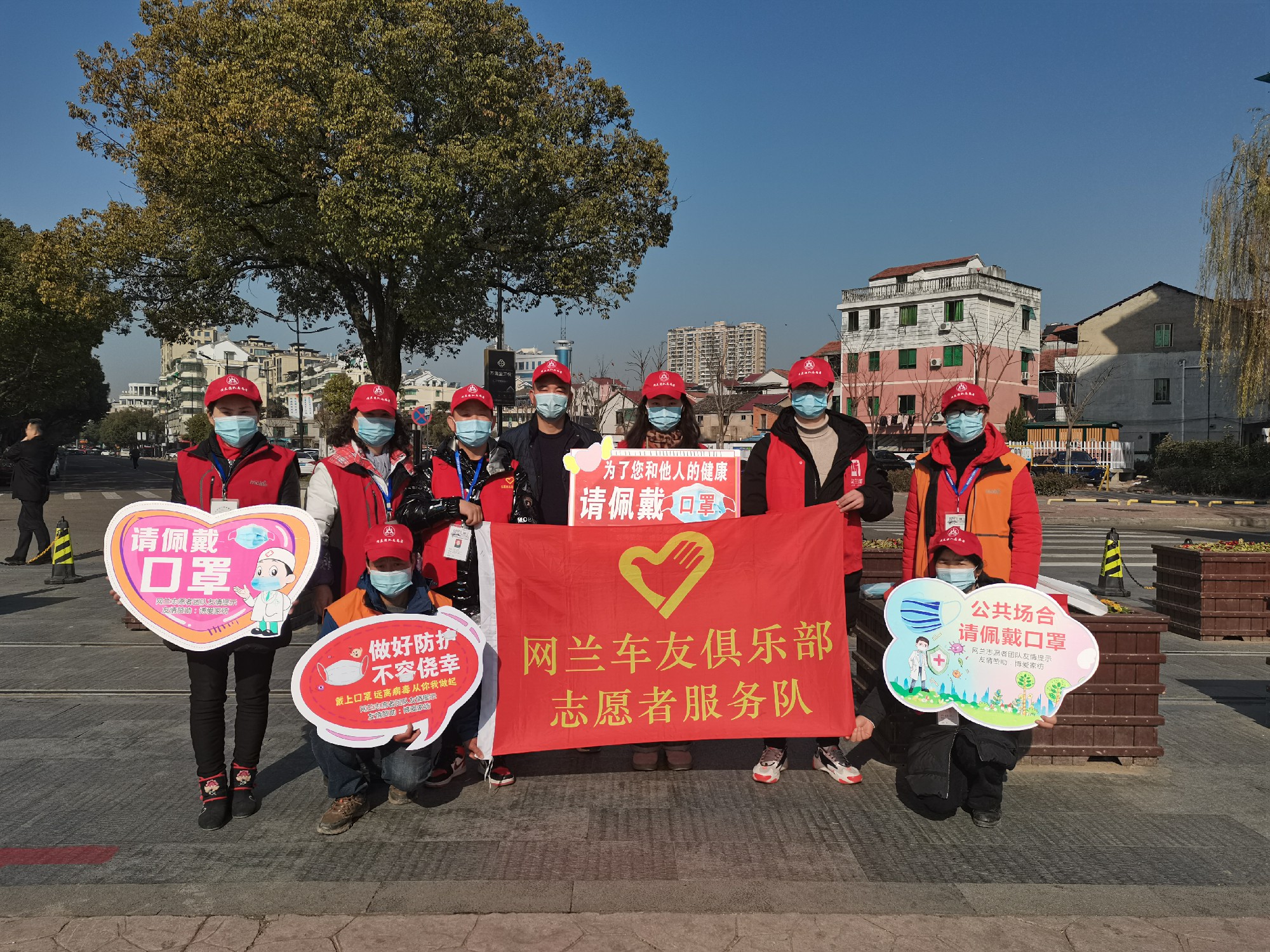 范小锋：公益之路，笃定前行 (8)~1.jpg